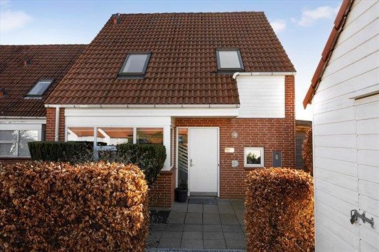 Billed 1 på Solbærhaven 110
